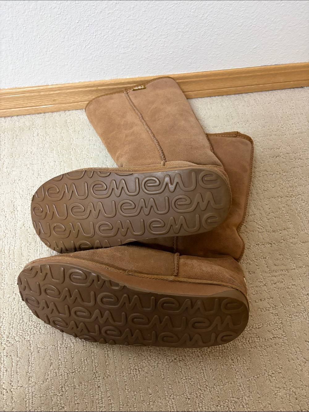 Emu Tall Sheepskin Boots in Chestnut Brown women’s size 39 - Picture 3 of 4